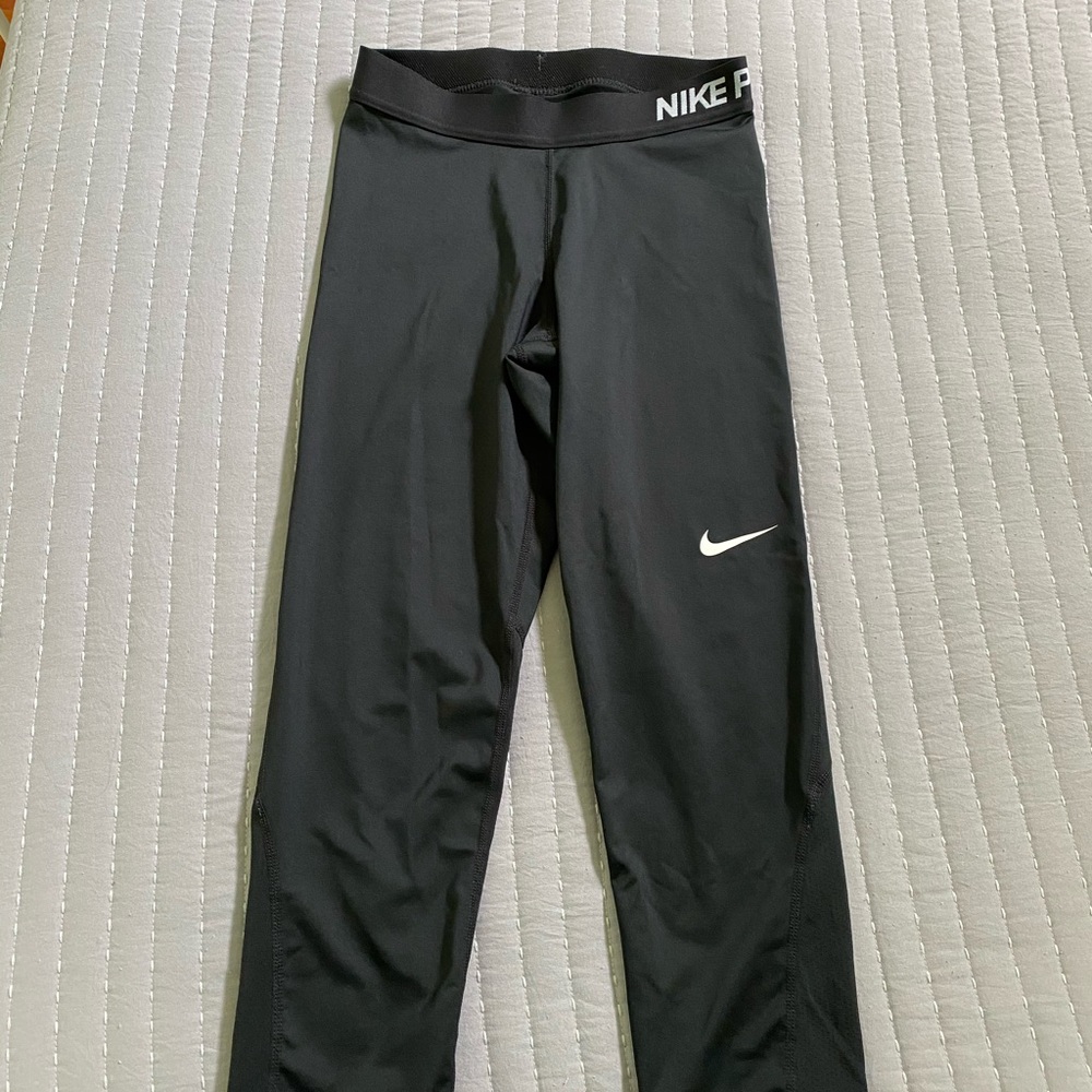 Nike Pro crop leggings